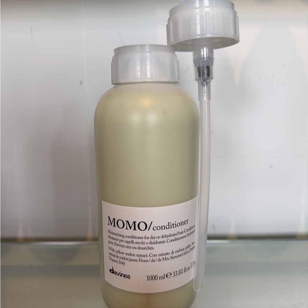 Davines MOMO Conditioner 1000ml - New Professional Size 2025 Formula